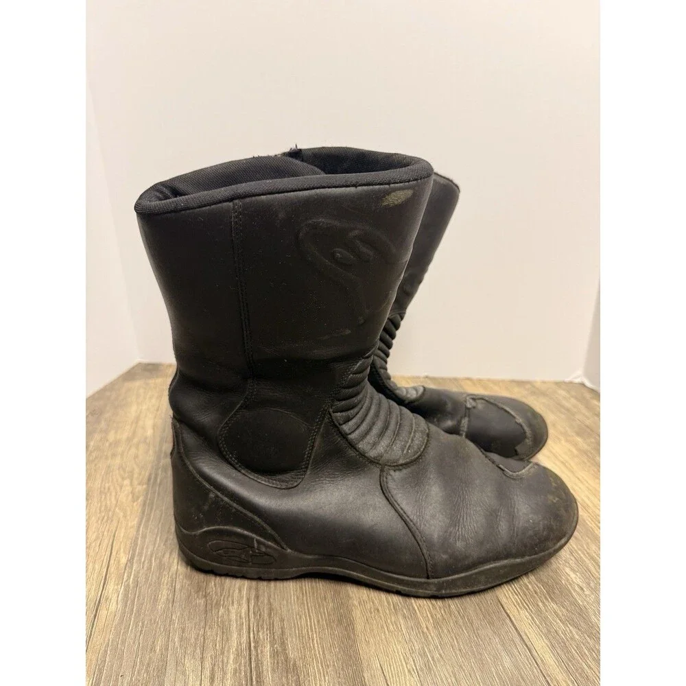 Sidi well used